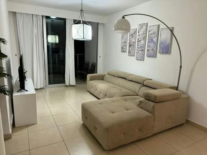 White panama 2 habitaciones. white tower avenida balboa panama en alquiler