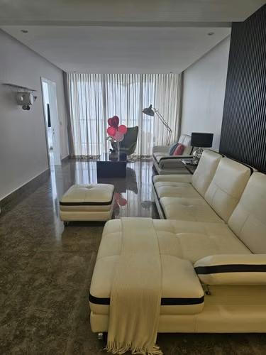 Yoo Avenida Balboa Panama en venta