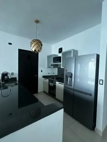 Apartamento en Destiny Avenida Balboa en alquiler — 2