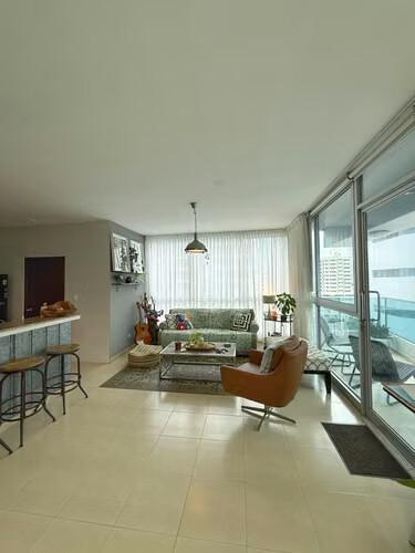 Bayfront  Panama amoblado en venta