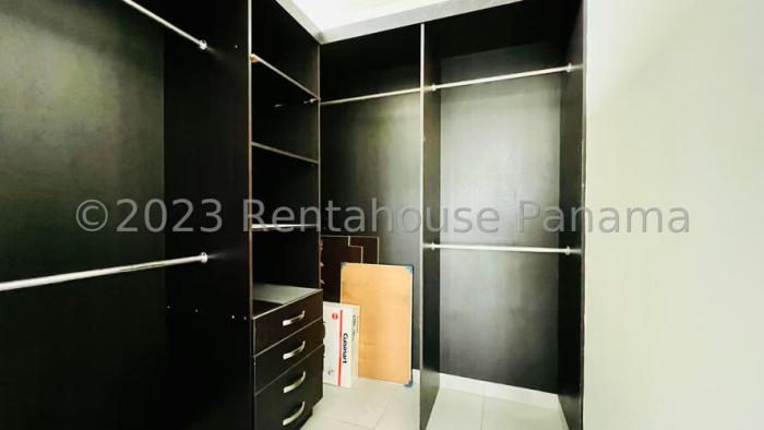 Apartamento en venta en Element tower de 2 habitaciones