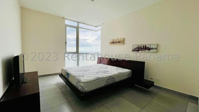Apartamento en venta en Element tower de 2 habitaciones