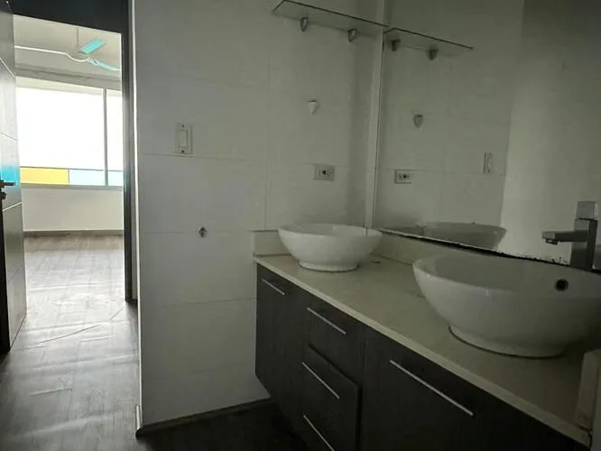 Apartamento en venta en Element tower de 2 habitaciones — 2