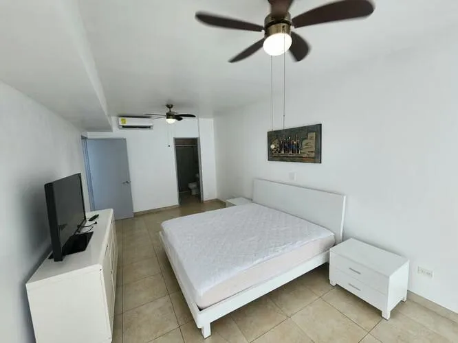 Apartamento en H2o on the ocean Avenida Balboa en alquiler — 3