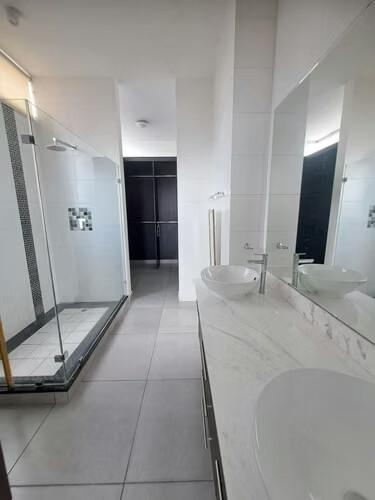 2 bedroom apartment for rent in element tower