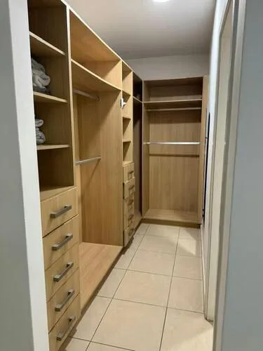 Apartamento en White tower de 2 recamaras en venta — 2