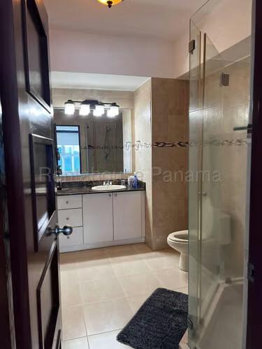 Grand bay tower Balboa Avenue 1 room