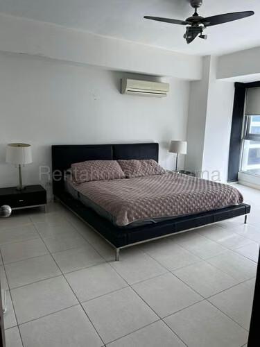 Grand bay tower Balboa Avenue 1 room