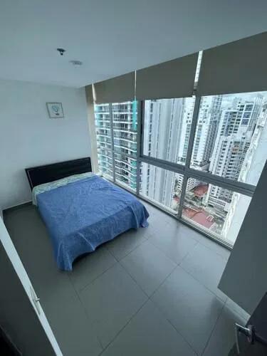 Apartamento en Colores de bella vista Avenida Balboa en alquiler — 3