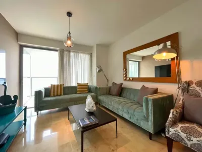 Apartamento mobiliado de 2 quartos no yoo & arts, avenida balboa, com vistas panorâmicas para o mar