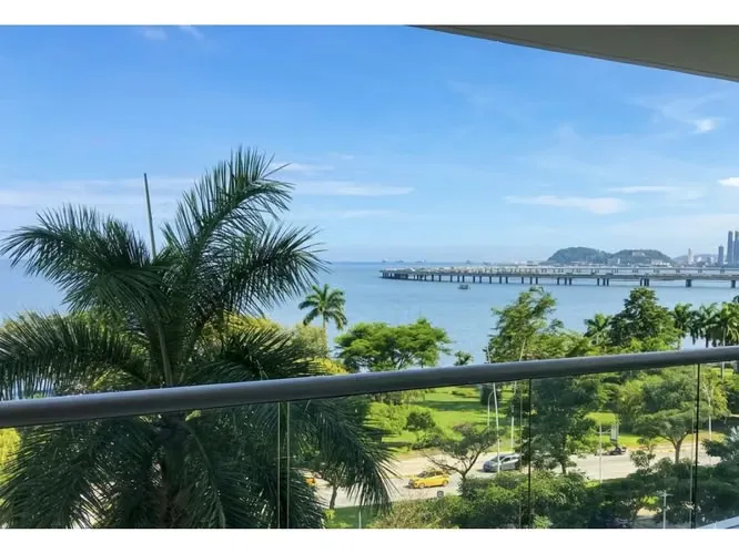 Apartamento amoblado 3 recámaras en Rivage, Avenida Balboa — 2