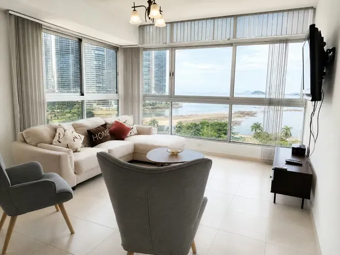 Apartamento amoblado 2 recámaras en Grand Bay Tower, Av. Balboa — 2