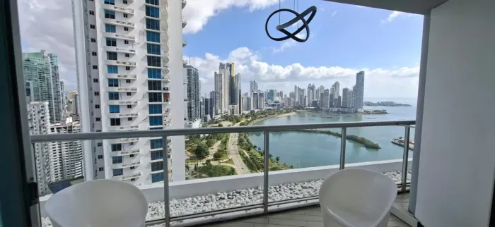 Apartamento mobiliado 2 quartos no Yacht Club Tower — 3