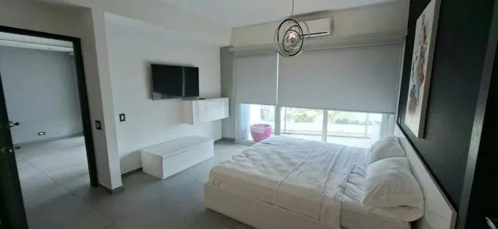 Apartamento mobiliado 2 quartos no Yacht Club Tower — 5