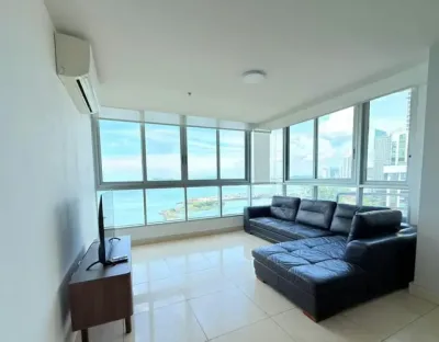 Apartamento mobiliado de 2 quartos e 2 banheiros em villa del mar, avenida balboa, com vista para o 