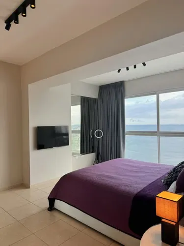 Apartamento 1 recámara en Vista del Mar, Avenida Balboa — 2