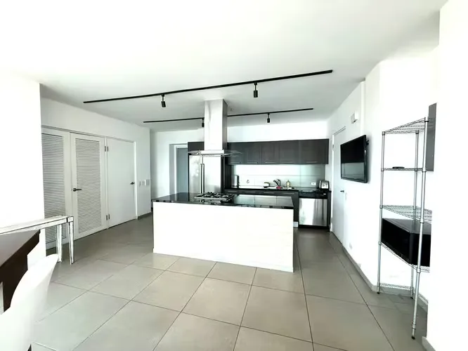 Apartamento mobiliado 2 quartos no Yacht Club, Avenida Balboa — 5