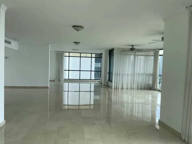 Apartamento 3 quartos no Torres Miramar, Avenida Balboa — 4