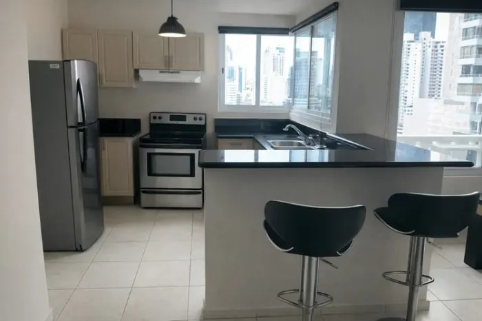 Apartamento 1 recámara en Vista Marina, Avenida Balboa — 2