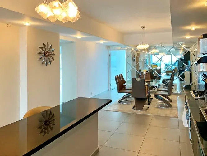 Apartamento mobiliado 3 quartos no Yacht Club Tower, Av. Balboa — 5