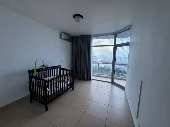 Apartamento moderno de 2 quartos no PH Sky, Avenida Balboa — 4