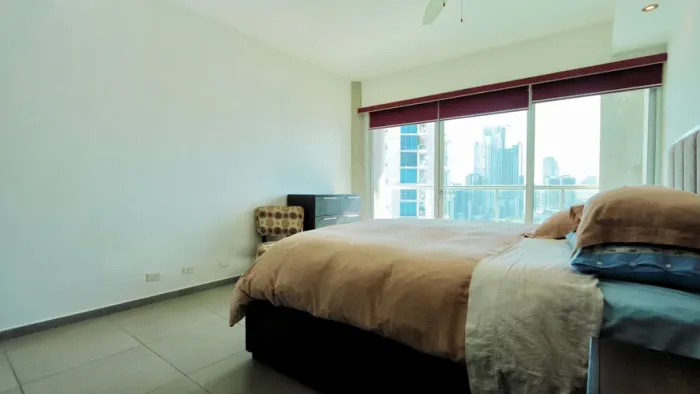2-Zimmer-Wohnung im Yacht Club, Avenida Balboa — 5