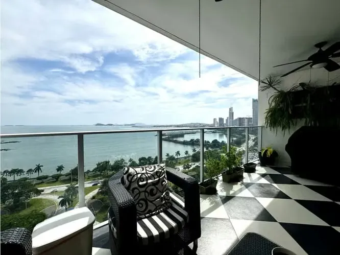 Apartamento reformado 3 quartos no Waters on the Bay — 4