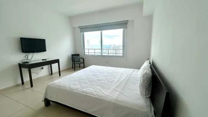 Apartamento mobiliado de 2 quartos na Avenida Balboa — 5