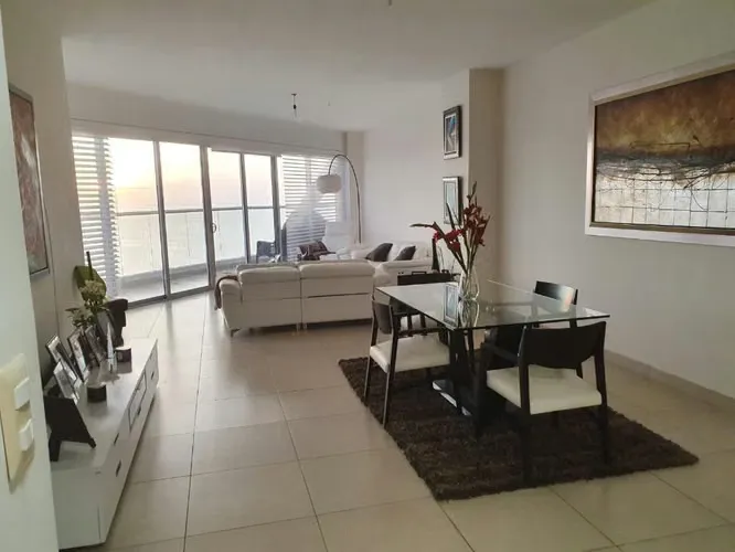 Apartamento mobiliado 2 quartos no Rivage, Avenida Balboa — 4