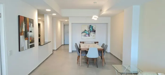 2-Zimmer-Wohnung im Yacht Club Tower, Avenida Balboa — 2