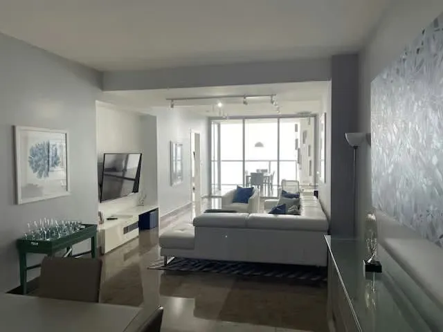 Apartamento mobiliado de luxo na Avenida Balboa, 2 quartos — 3