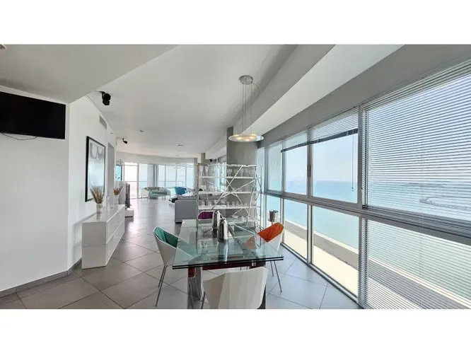 Apartamento amoblado en Yacht Club Tower, Avenida Balboa — 2