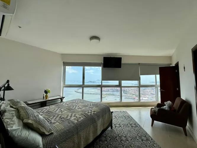 Oceanfront Penthouse in Rivage, Balboa Avenue, 2 Bedrooms — 2