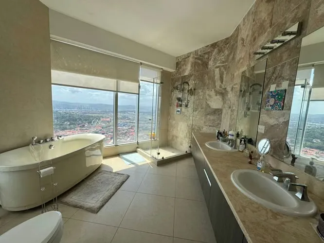 Oceanfront Penthouse in Rivage, Balboa Avenue, 2 Bedrooms — 3