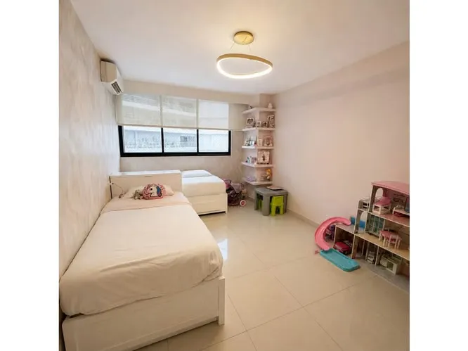 Apartamento 3 recámaras en Edificio Los Delfines, Avenida Balboa — 5