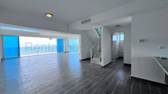 Apartamento dúplex 3 recámaras en H2O Avenida Balboa — 2