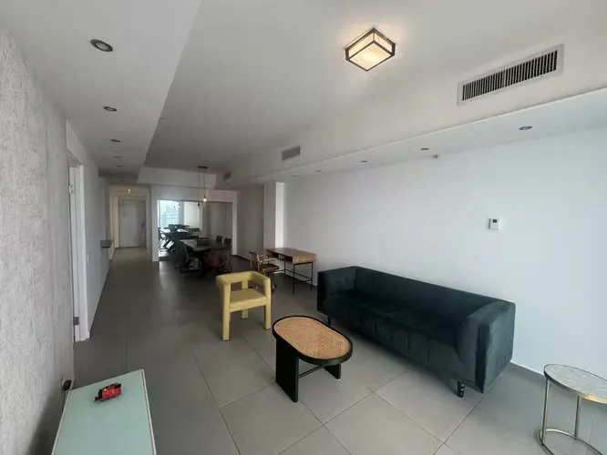 Apartamento mobiliado 2 quartos no Yacht Club Tower — 2