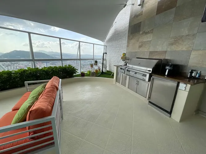 Penthouse amoblado 3 recámaras en Yacht Club Tower, Av. Balboa — 3