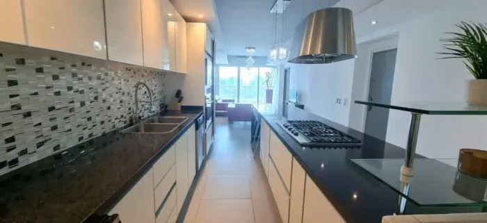 Apartamento Mobiliado com 2 Quartos no Yacht Club Tower — 2