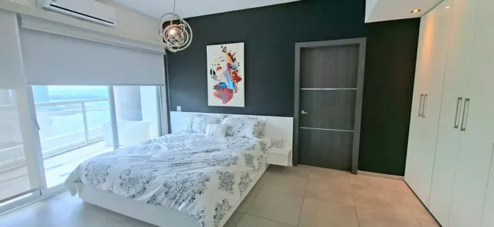 Apartamento Mobiliado com 2 Quartos no Yacht Club Tower — 5