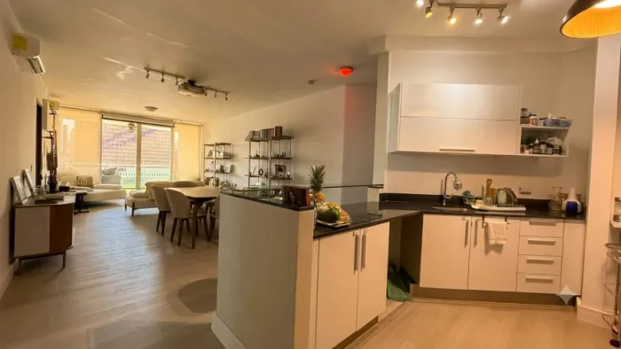 Möblierte 2-Zimmer-Wohnung in der Avenida Balboa — 4