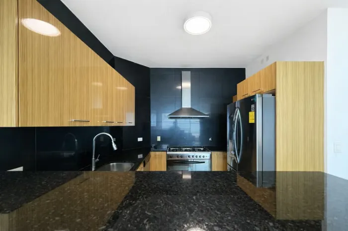 Apartamento mobiliado com 2 quartos no PH Sky, Avenida Balboa — 3