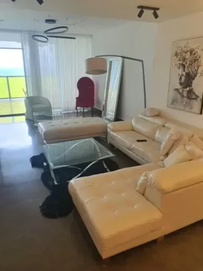 Apartamento de lujo en avenida balboa con 2 recámaras, 2 baños, 170 m², estacionamiento y depósi