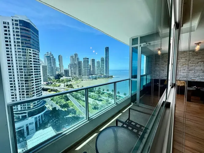 Apartamento amoblado 1 recámara en Bayfront Tower, Av. Balboa — 4