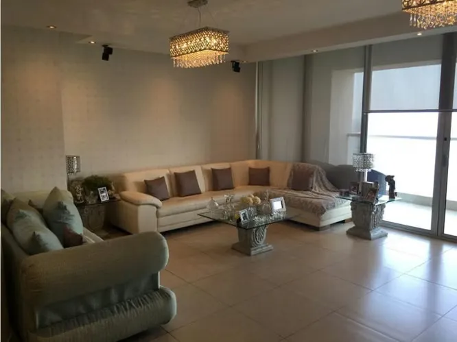 3-Bedroom Apartment in Rivage, Avenida Balboa — 4