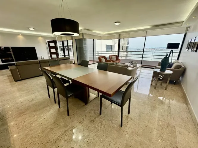 Geräumige möblierte 3-Zimmer-Wohnung an der Avenida Balboa — 4