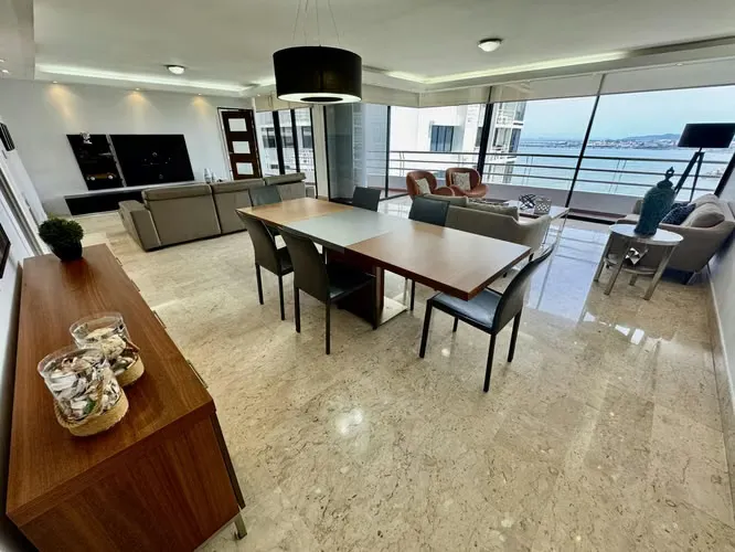 Geräumige möblierte 3-Zimmer-Wohnung an der Avenida Balboa — 5