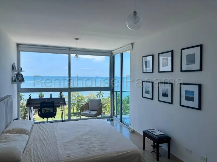 Apartamento amoblado en H2O on the Ocean, Avenida Balboa — 3