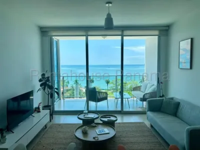 Appartement meublé sur l'avenida balboa avec vue sur la baie de panama. il dispose d'une zone socia