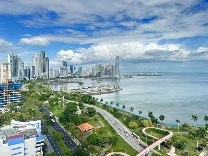 1 Bedroom Apartment in PH Destiny, Avenida Balboa — 2